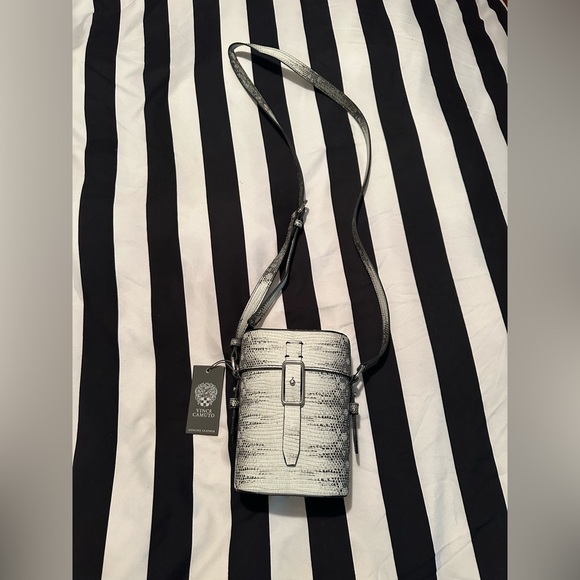 Vince Camuto Handbags - Vince Camuto | Silver Snakeskin Crossbody Bag | NWT